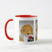 DAME MIT ROTER ROSE TASSE (Links)