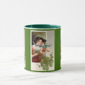 Dame mit Shamrocks Tasse (Zentrum)
