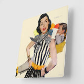 Dame Was Insulted 2 Quadratische Wanduhr (Winkel)