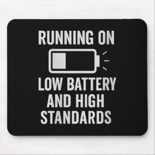 Damen laufen auf niedriger Batterie und hohen Stan Mousepad