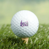 Damen namens Susan, Golfball (Insitu T-Shirt)