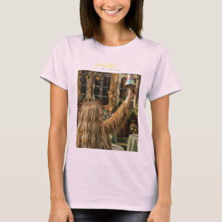Damen-Shopping- und Eldridge-T-Shirt  T-Shirt