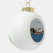 Damia Desgagnes Ball oder Schneeflocke Keramik Kugel-Ornament (Links)