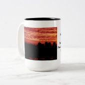 Dämmerung in der Stadt Tasse (Vorderseite Links)