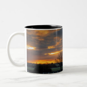 Dämmerung in Kent Zweifarbige Tasse