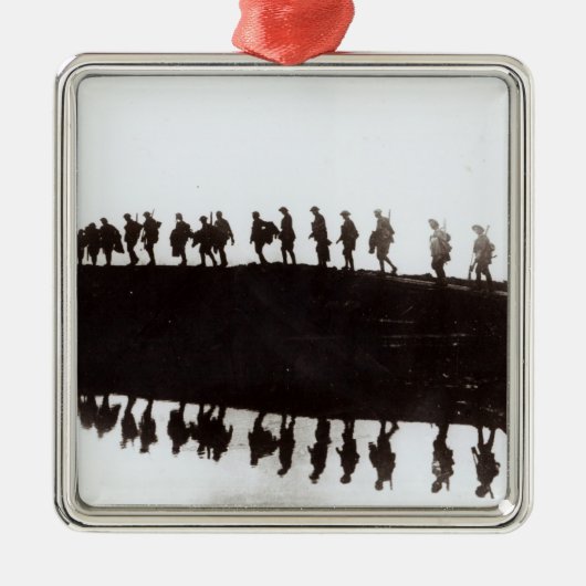 Dämmerungs-März Silbernes Ornament (Vorne)