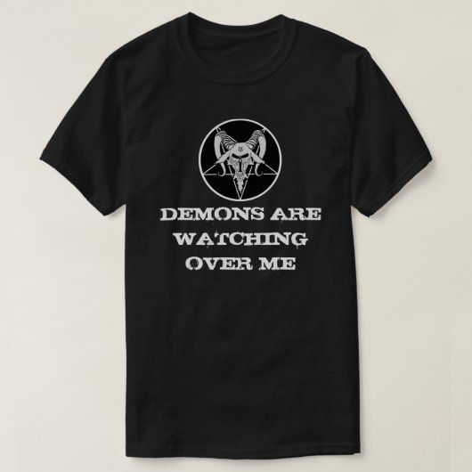 Dämonen passen über mich Shirt auf (Design vorne)
