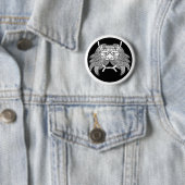 Dämonenhelm Button (Beispiel)