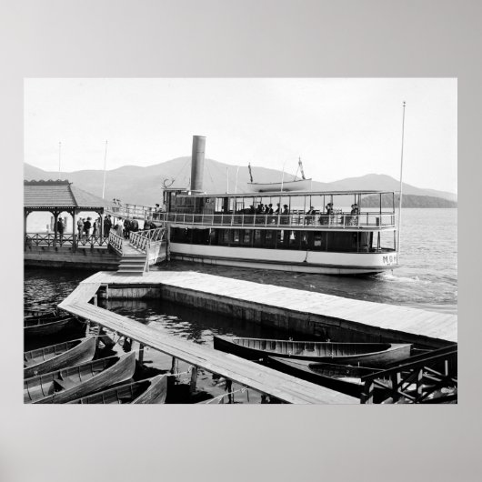 Dampfboot im Hotel Sagamore, 1904 Poster (Vorne)