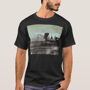 Dampfzug Motor Train 1800x27s Deeth Mount Halleck T-Shirt