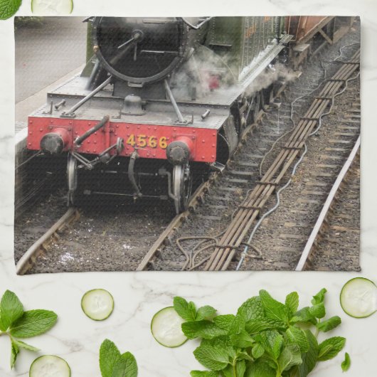 DAMPFZÜGE HANDTUCH (Gefaltet)