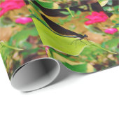 Damselfly und Rose Geschenkpapier (Rolleneckpunkt)
