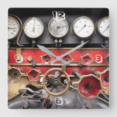 DAMTRAG QUADRATISCHE WANDUHR (Vorderseite)