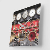 DAMTRAG QUADRATISCHE WANDUHR (Winkel)