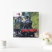 DAMTRAG QUADRATISCHE WANDUHR (Zuhause)