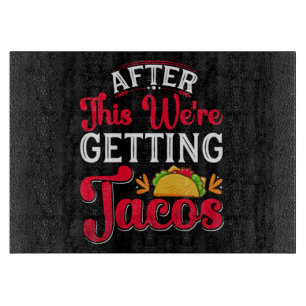 Danach bekommen wir Tacos Schneidebrett
