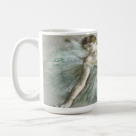 Dancer in Green von Edgar Degas Kaffeetasse (Links)