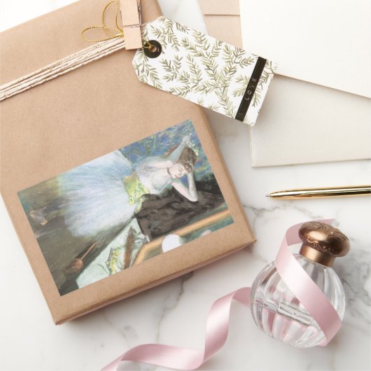 Dancer in ihrem Dressing Room von Edgar Degas Rechteckiger Aufkleber (Schenken)