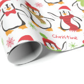 Dancing Penguins Red and Green Pattern Christmas Geschenkpapier (Rolleneckpunkt)