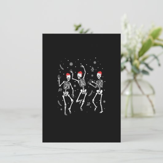 Dancing Skeleton Christmas 2021 Spooky Funny Chris Einladung (Stehend Vorderseite)