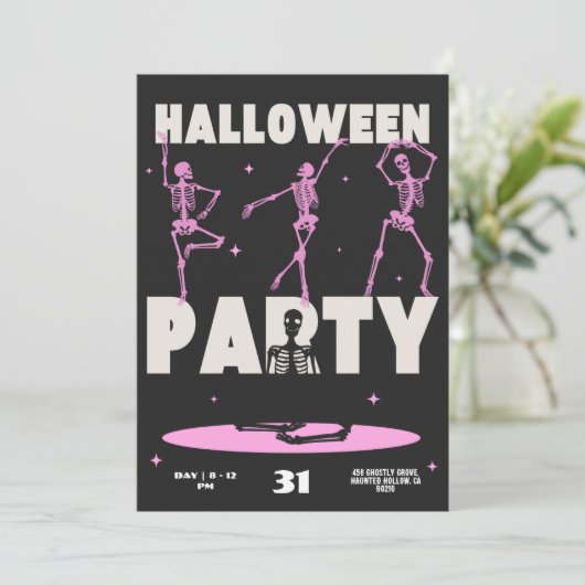 Dancing Skeletons Halloween Party Invitation Card Einladung (Stehend Vorderseite)