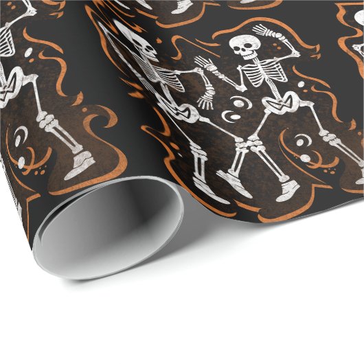 Dancing Skeletts Funny Halloween Party Geschenkpapier (Rolleneckpunkt)