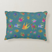 Dancing with the Wind on a Tranquil Twilight Dekokissen (Rückseite)