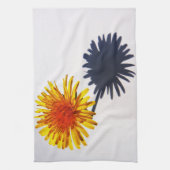 Dandelion und Shadow ktcna Geschirrtuch (Vertikal)