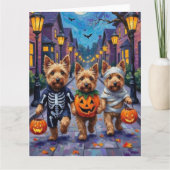 Dandie Dinmont Terrier Trick-or-Treating Halloween Karte (Vorderseite)