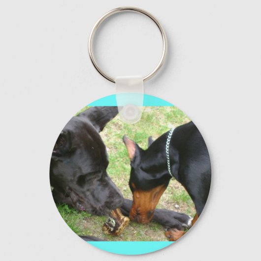 Dane und Doberman Friendship Key Chain Schlüsselanhänger (Vorderseite)
