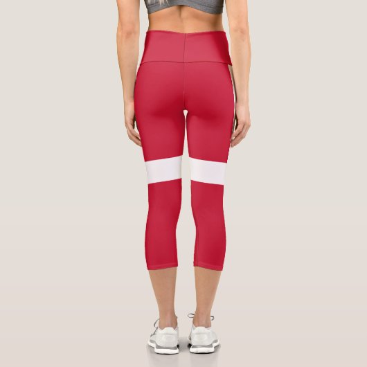 Dänemark Flagge Capri Leggings (Rückseite)