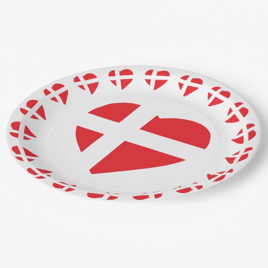 DÄNEMARK-HERZ-FORM-FLAGGE DANNEBROG PAPPTELLER (Schrägansicht)