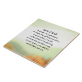 Daniel 2:21-22 Er ändert seine Zeiten und Jahresze Fliese (Seite)