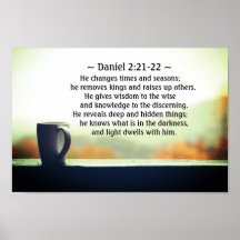 Daniel 2:21-22 Er ändert seine Zeiten und Jahresze