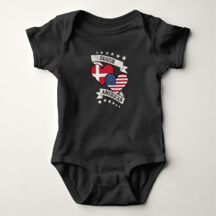 Dänisch-amerikanische Herzflaggen Dänemark Amerika Baby Strampler