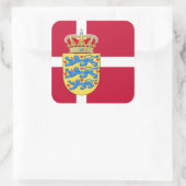 Dänische Flagge und Wappen, Flagge Dänemarks Quadratischer Aufkleber (Tasche)