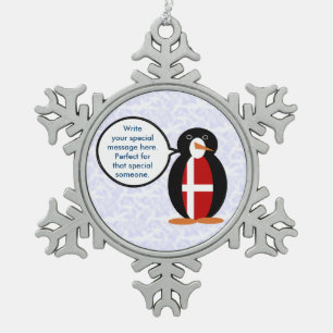 Dänischer Flaggentag Frau Pinguin spricht Schneeflocken Zinn-Ornament