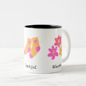 Dankbar, dass ich gesegnet bin - Rosa Gelbe Tasse (VorderseiteRechts)