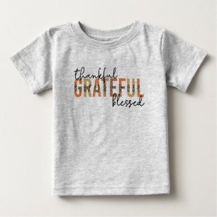 Dankbar, gesegnet Cheetah Print Typografy Baby T-shirt