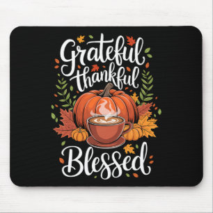 Dankbar, gesegnet, Kürbiskaffee fällt als Mousepad