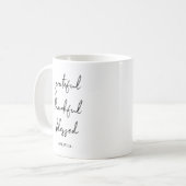 dankbar, gesegnet | Moderne Typografie Kaffeetasse (Vorderseite Links)