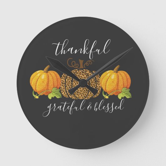 Dankbar, gesegneter Erntedank Pumpkin  Runde Wanduhr (Vorderseite)