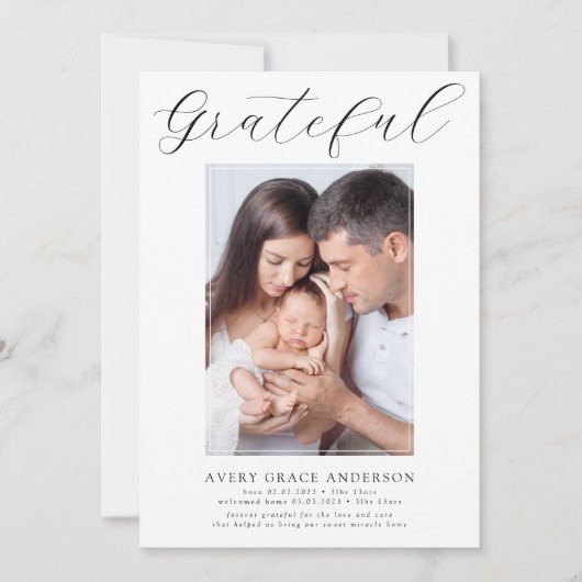 Dankbar ・ Modernes Script Foto Preemie Birth Ankündigung (Vorderseite)