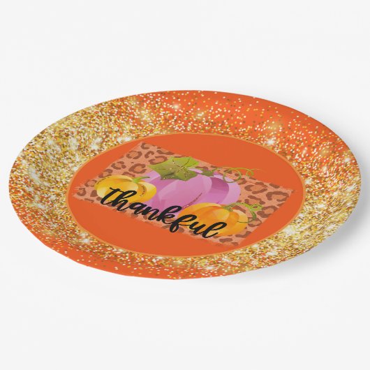 Dankbare Farbe für den Herbst Pappteller (Schrägansicht)