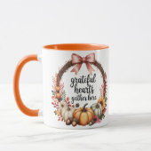 Dankbare Herzen versammeln sich hier Tasse (Links)