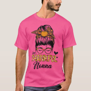 Dankbare Nonna Lustiger Unordentlicher Knoten Herb T-Shirt