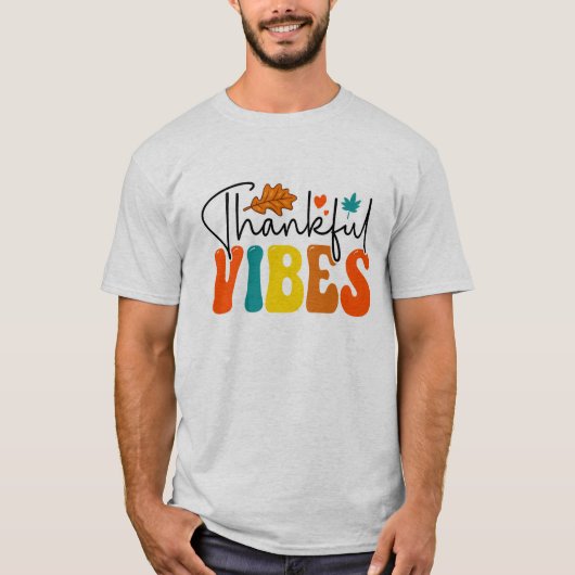 Dankbare Vibes Herbst Herbst Erntedank T-Shirt (Vorderseite)