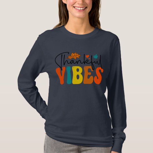 Dankbare Vibes Herbst Herbst Erntedank T-Shirt (Vorderseite)