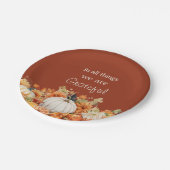 Dankbarer Erntedank Pumpkin Herbstlaub Pappteller (Schrägansicht)