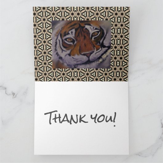 Dankbarer Tiger mit Lächeln und hellen Augen Dankeskarte (Innenseite)